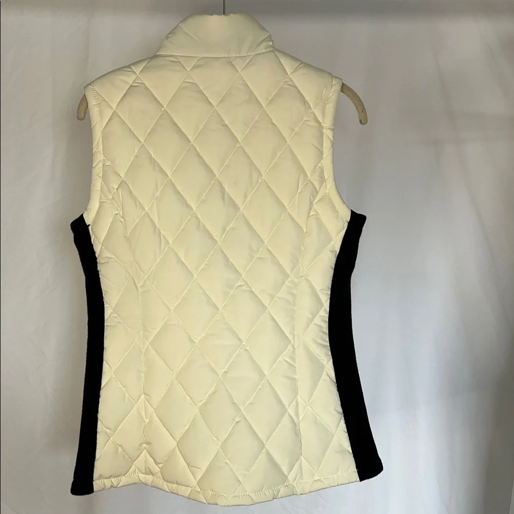 Cream and black quilted fitted vest by Calvin Klein with ribbed knit details sm - Picture 5 of 11